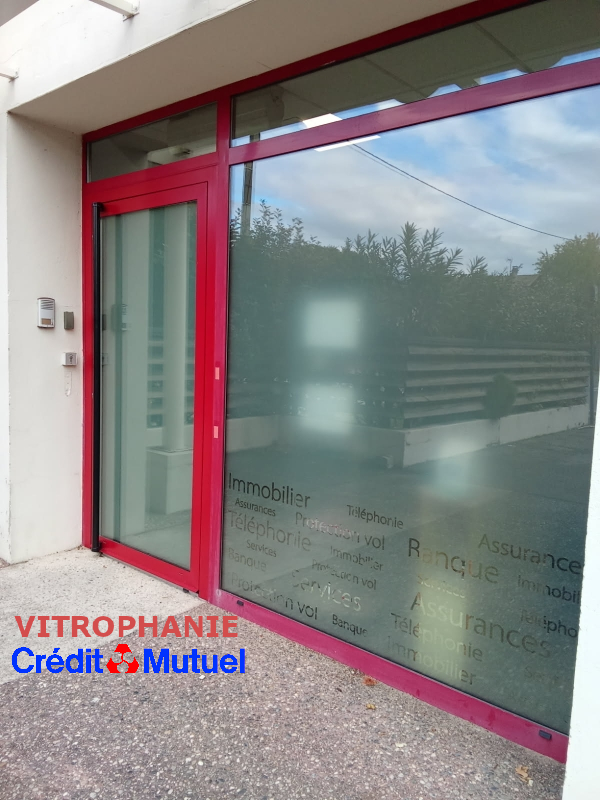 Réalisation vitrophanie Crédit Mutuel